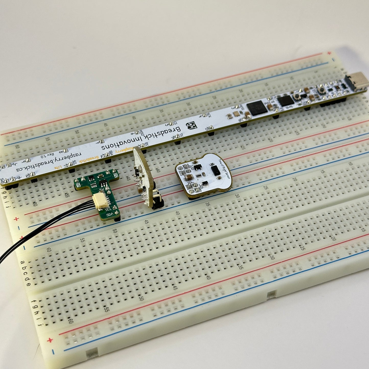I2C Bus Rail Adapter - Breadstick Innovations