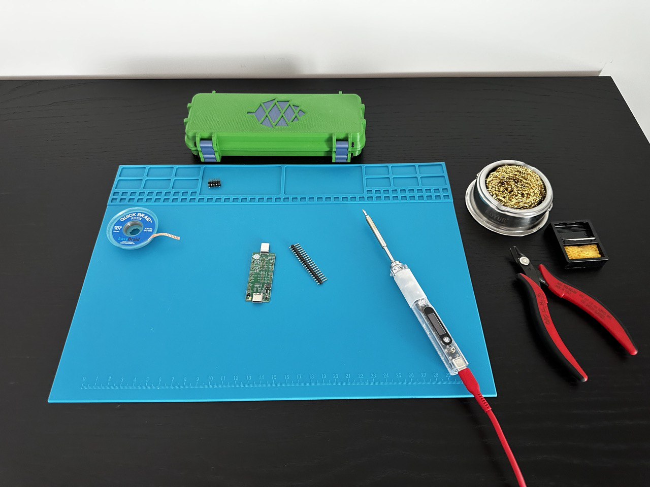 Silicon Desk Mat - Breadstick Innovations